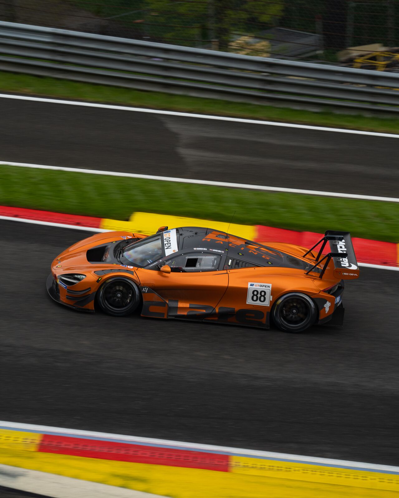 McLaren 720S GT3 #88 in Spa-Francorchamps